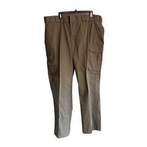5.11 Tactical NWOT Cargo Pants Brown Unisex Size 42 Short Inseam Cotton Blend
